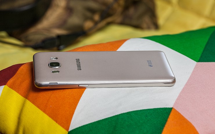 Samsung-Galaxy-J5-2016-recenzija-test-5.jpg